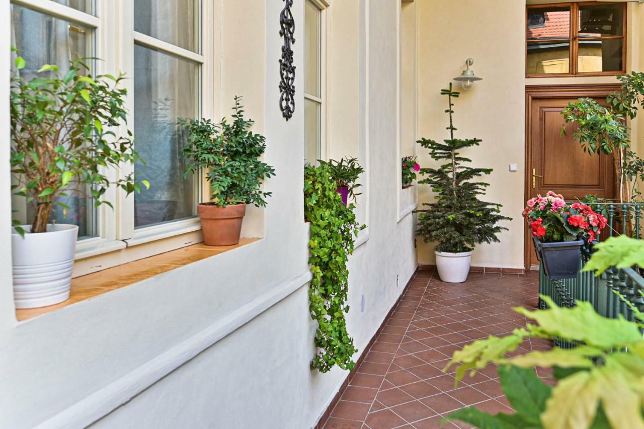 Apartment Nebovidy I - Historic Centre - Terrace - Air Conditioning — Photos 1